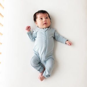 Kyte Baby | Zippered romper in fog